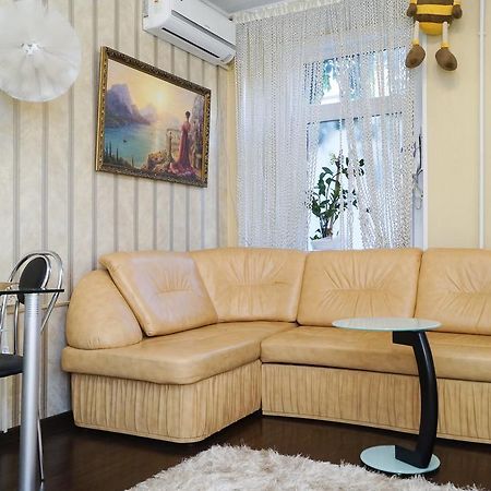 Apartment Akropol On Suvorova Street Ростов-на-Дону Екстер'єр фото